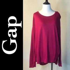 GAP Long Sleeve T-Shirt